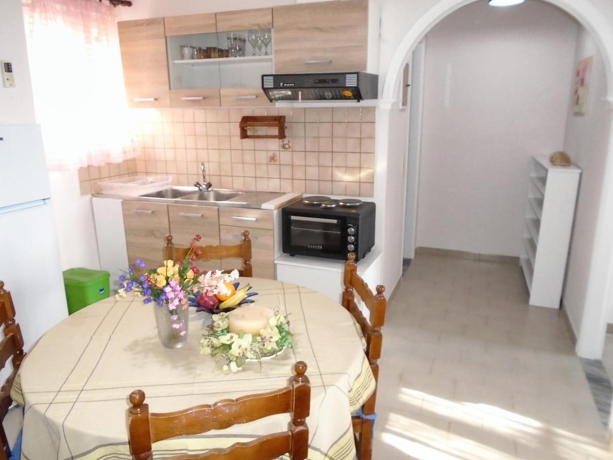 Sirios Apartments Apraos ภายนอก รูปภาพ
