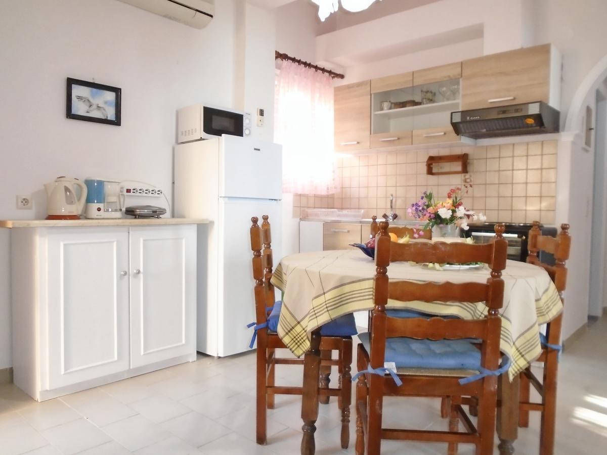 Sirios Apartments Apraos ภายนอก รูปภาพ